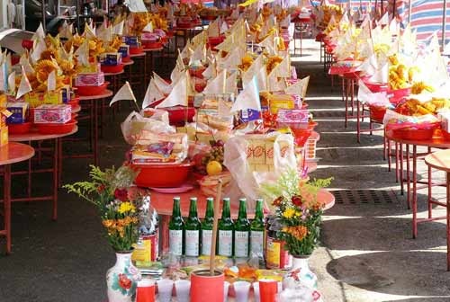 走出鬼月迷思 唯靠耶穌！